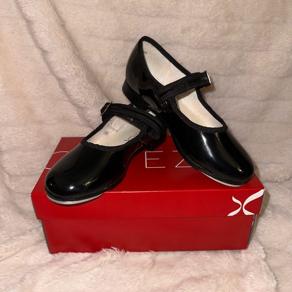Capezio Shoes Capezio Toddler Child Size 3 Patent Leather Tap Shoes